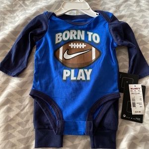 Boys 3Month Nike 2 piece set